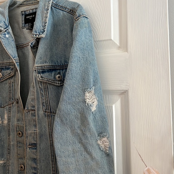 Unisex Distressed Full-Length Jean Jacket Men’s Size S - Picture 2 of 4